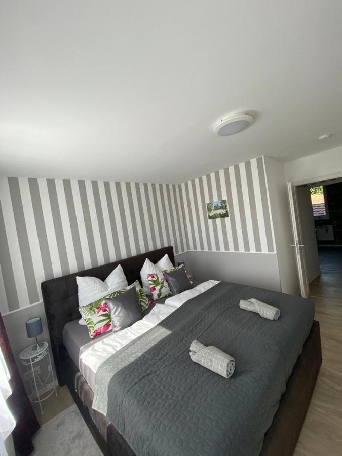 אייזנבאך Schoene Ferienwohnung „Zum Glueck Tropical“ מראה חיצוני תמונה